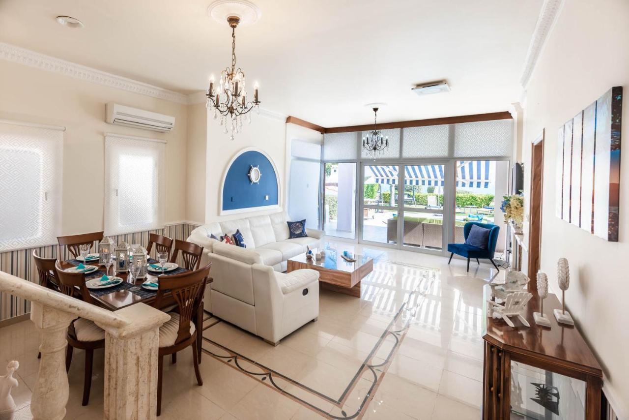 Tequila Sunrise By Ezoria Villas Coral Bay Exterior photo
